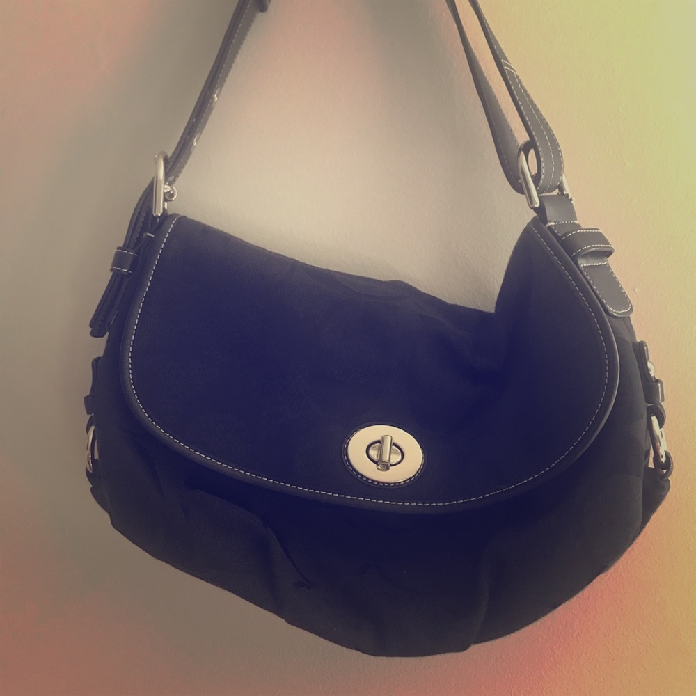 Aubthentic Coach purse